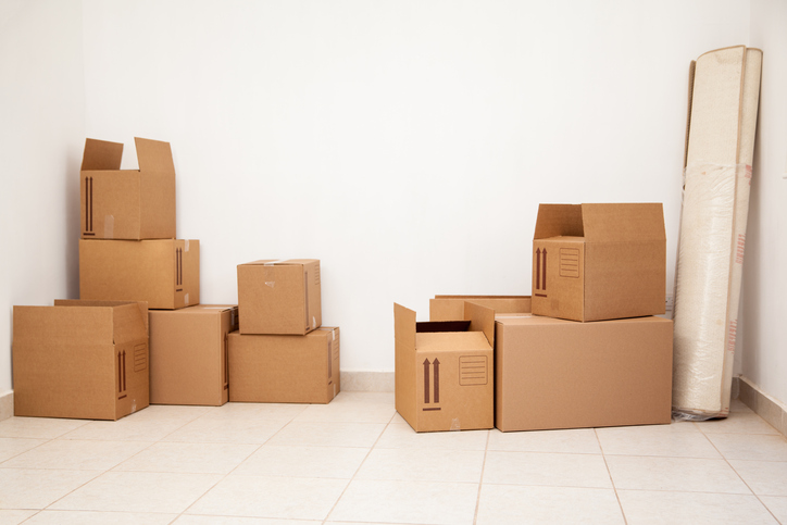 What You Should Know Before Booking Movers and Storage Solutions